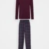 Pier One Pijama - Bordeaux/Dark Blue 2 Pier One Pijama - Bordeaux/Dark Blue -Ropa Pier One 06bef4272d46448cb28fb055f1c1000a
