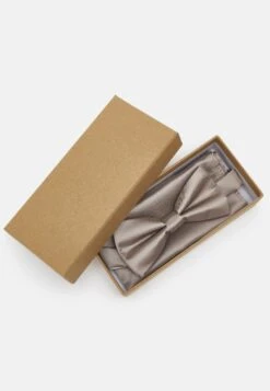 Pier One Set - Pañuelo De Bolsillo - Stone -Ropa Pier One 2e20d7fb99604f3ebdc21ea5b1233e9d