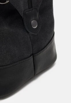 Pier One Unisex - Bolsa De Viaje - Black 11 Pier One Unisex - Bolsa De Viaje - Black -Ropa Pier One 390fd20969e24bffab2b5942d8c452e7