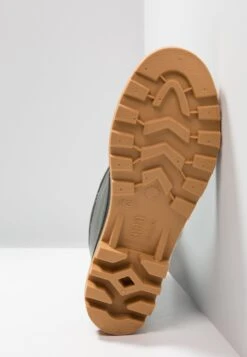 Pier One Unisex - Botas De Agua - Green -Ropa Pier One 3db002d2c2c94b2c8f12e2610faa3a27