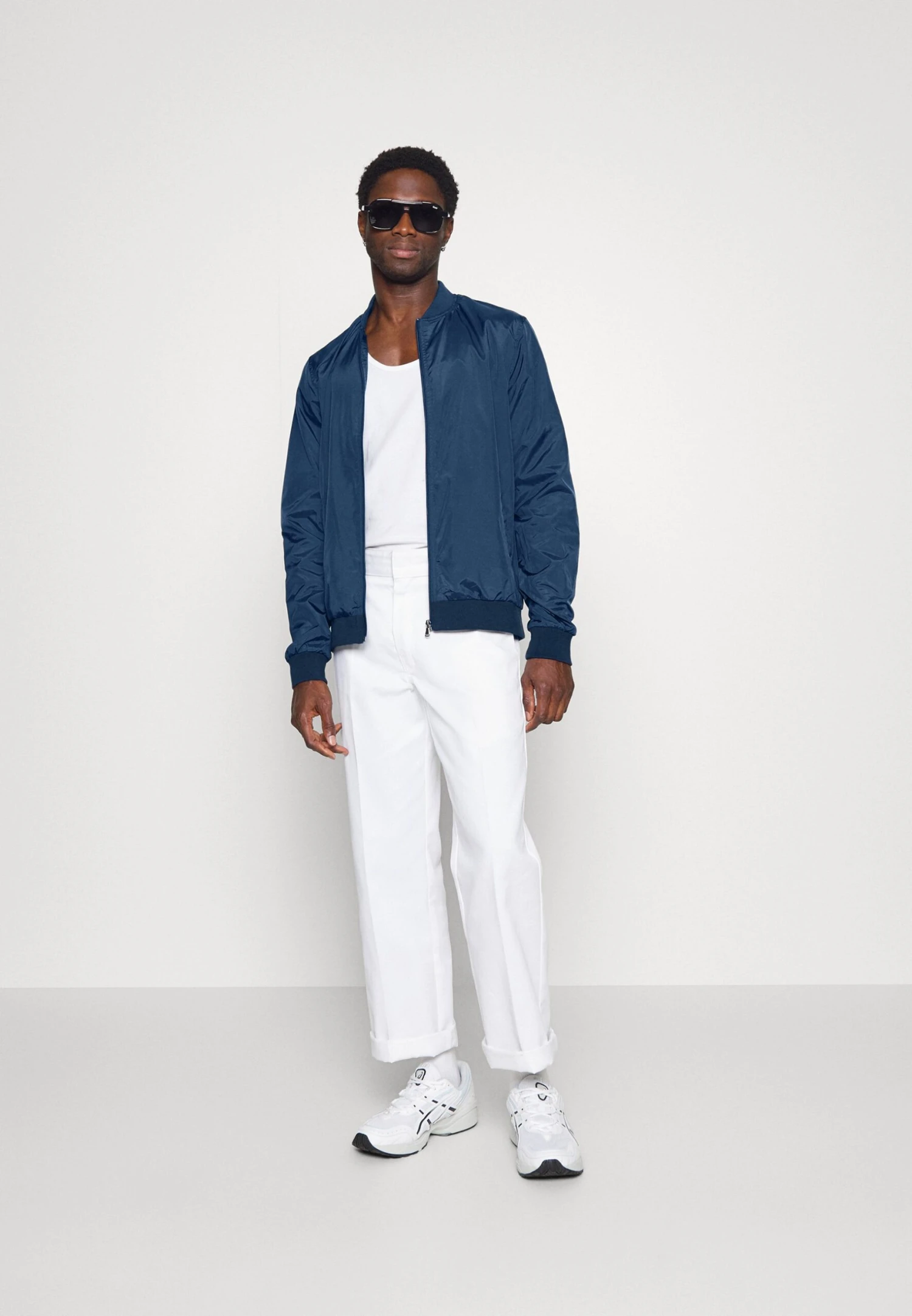 Pier One Chaquetas Bomber -Dark Blue 4 Pier One Chaquetas Bomber -Dark Blue - Imagen 2