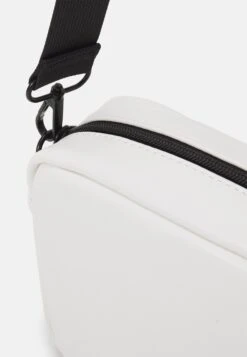 Pier One Bandolera - Off-White -Ropa Pier One 4aa2718ebe71449b8f79082c7615e9c0