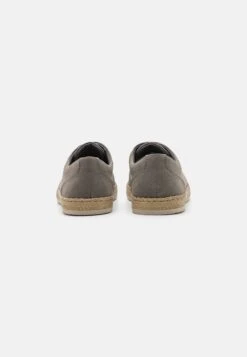 Pier One Zapatos Con Cordones - Grey -Ropa Pier One 50a5c6c08eb24be693e59c6f024448f7