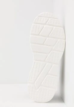 Pier One Zapatillas Altas - Black/White 13 Pier One Zapatillas Altas - Black/White -Ropa Pier One 52b5e07059e148baa03e0194b33ba8c5