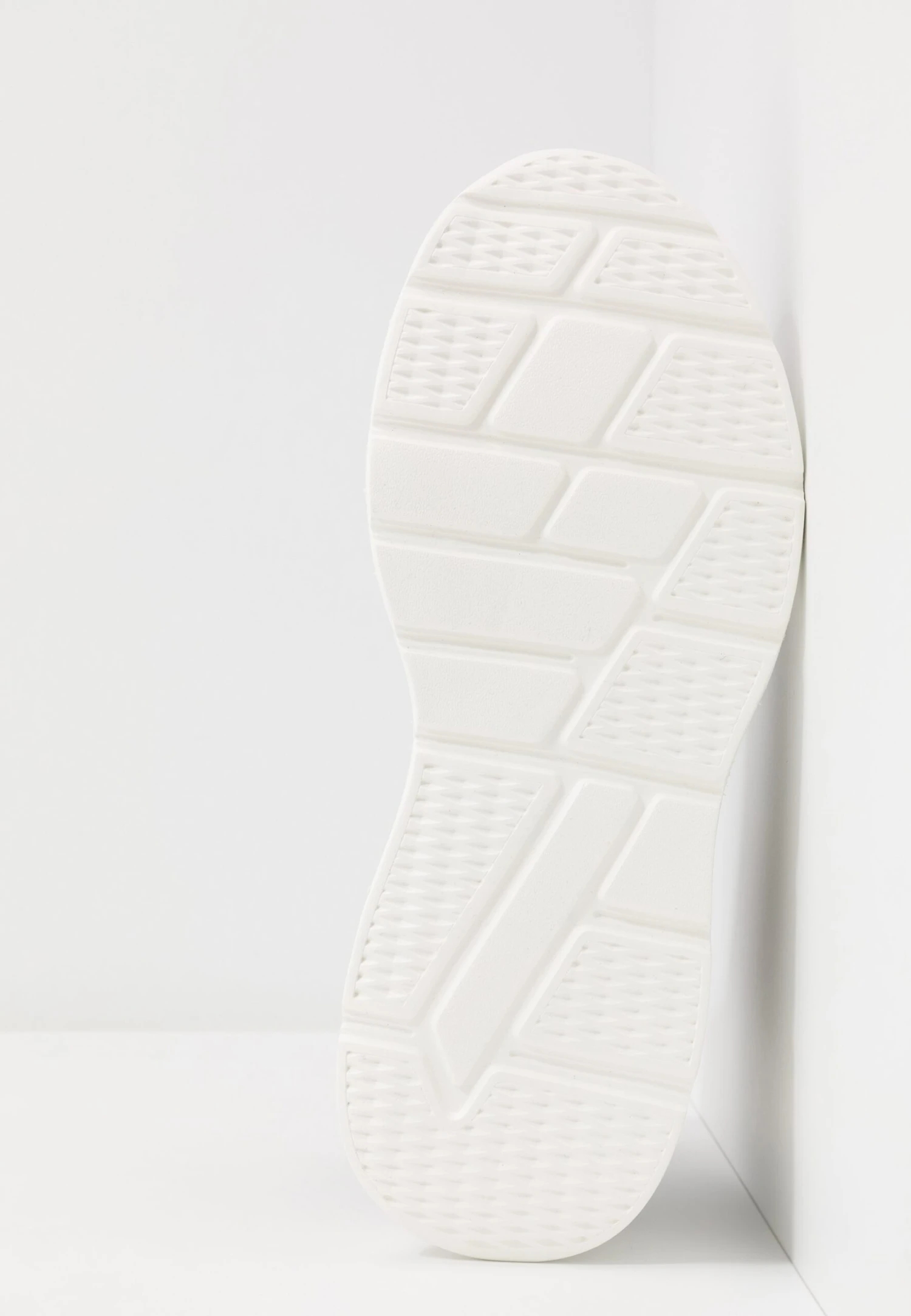 Pier One Zapatillas Altas - Black/White 8 Pier One Zapatillas Altas - Black/White - Imagen 6