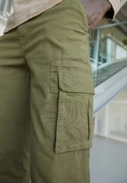 Pier One Pantalones Cargo -Olive -Ropa Pier One 5a8478edfb374178b4727b3eb9a870a2