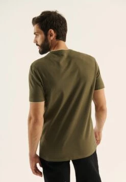 Pier One Camiseta Básica - Olive -Ropa Pier One 5bca68ba79b94f5a917fab131e61755a