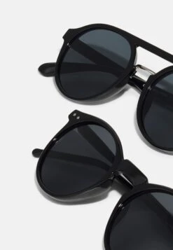 Pier One Unisex 2 Pack - Gafas De Sol - Black 7 Pier One Unisex 2 Pack - Gafas De Sol - Black -Ropa Pier One 74d856a3cce342899219470f656bd803