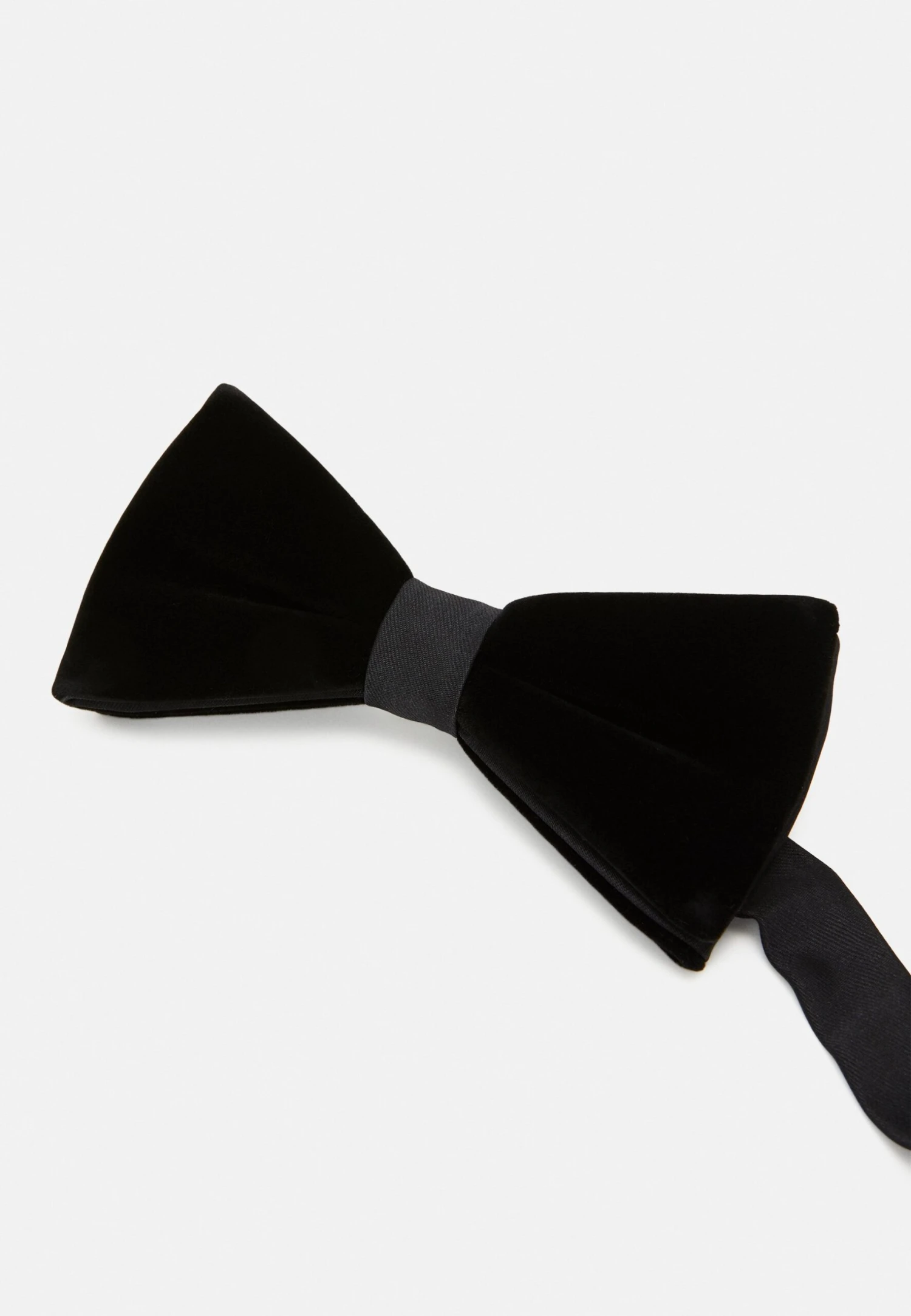 Pier One Pajarita - Black 5 Pier One Pajarita - Black - Imagen 3