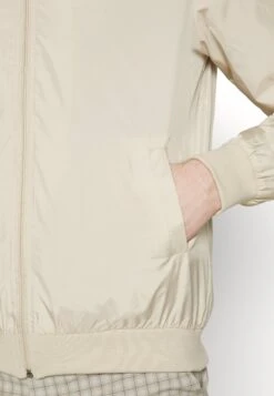 Pier One Chaquetas Bomber - Beige -Ropa Pier One 76d3f0951d7740b4b2d3119aad706686