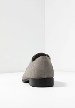 Pier One Zapatos Con Cordones - Grey -Ropa Pier One 7e262d7e1b2c4561940fdde78f9c83b6