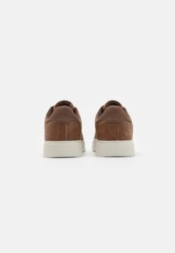 Pier One Unisex - Zapatillas - Cognac -Ropa Pier One 8fc46a00bfc54014b9ab0c4b860fd9e9