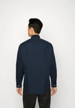 Pier One 3 Pack - Camisa Elegante - White/Light Blue/Dark Blue -Ropa Pier One 9c5bc8c34ea0415fb949ca66c8b6f9f0