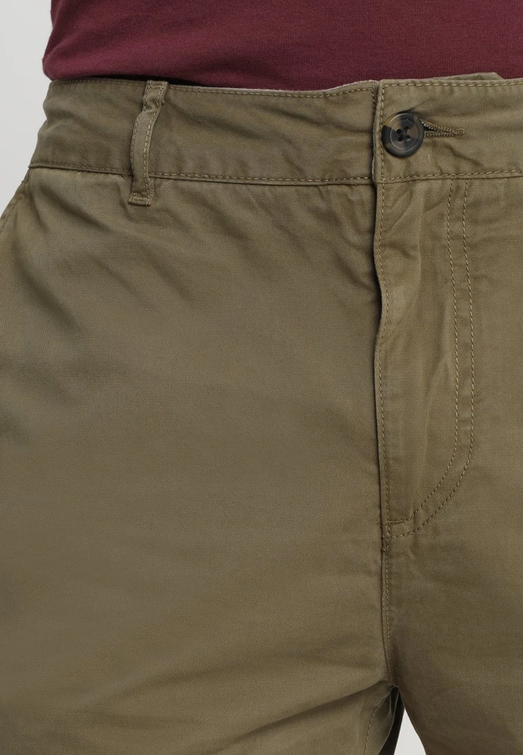 Pier One Shorts - Olive 6 Pier One Shorts - Olive - Imagen 4