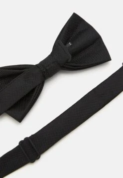 Pier One Set- Otros Accesorios - Black -Ropa Pier One acb9d831e6f349fd8c6853bb4c82b018