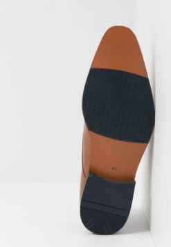 Pier One Leather - Mocasines - Cognac -Ropa Pier One b33620ba8ab547529ee32df8e71ecc15