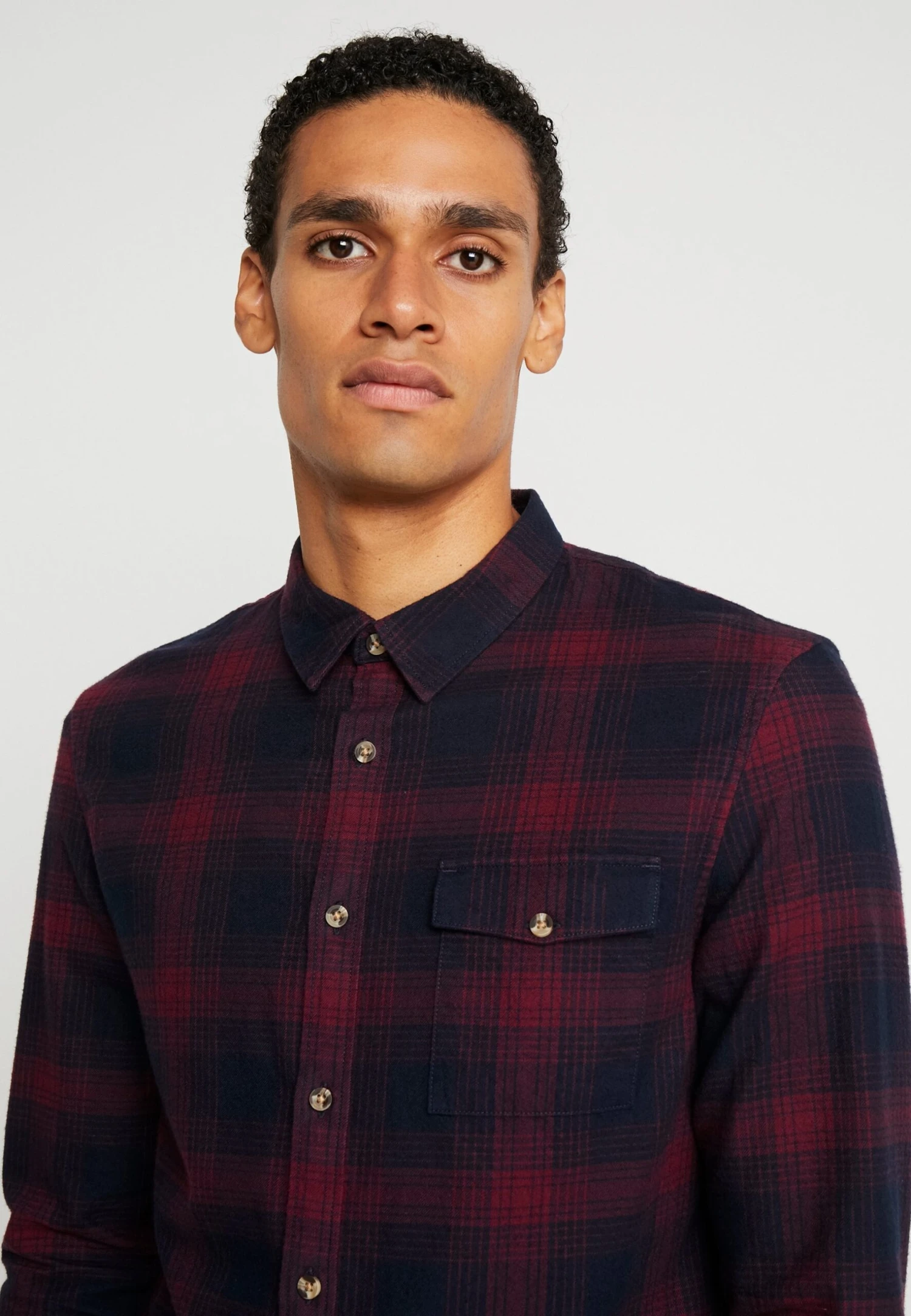 Pier One Camisa - Bordeaux 6 Pier One Camisa - Bordeaux - Imagen 4