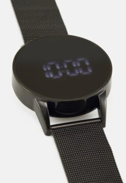 Pier One Smartwatch - Black 11 Pier One Smartwatch - Black -Ropa Pier One bbf012a8af8349bfa24143042376f060