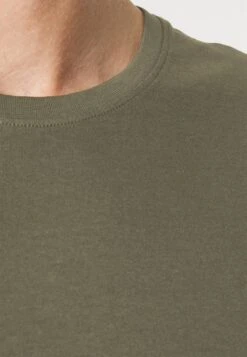 Pier One 2 Pack - Top - Black/Khaki -Ropa Pier One bd882977b4dd4e82ad06d1413148c577