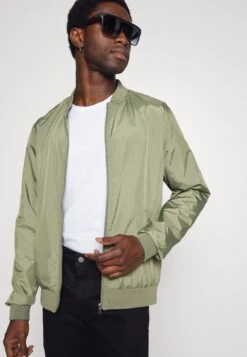 Pier One Chaquetas Bomber - Olive -Ropa Pier One c00e419a729d4040916b42def27404fc