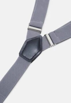 Pier One Set- Otros Accesorios - Grey 12 Pier One Set- Otros Accesorios - Grey -Ropa Pier One c16c906ae6e54cdb9fadbe21a76974f1