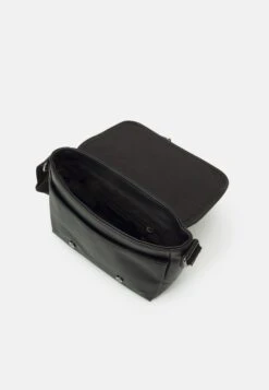 Pier One Unisex - Bandolera -Black -Ropa Pier One c8b3267bb4784f2bbcd3cf675ef176e0