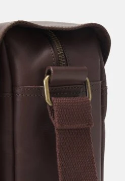 Pier One Leather Unisex - Funda Para Portátil - Brown 9 Pier One Leather Unisex - Funda Para Portátil - Brown -Ropa Pier One c935e79934044db4a8a431f7bc297e74