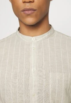 Pier One Camisa - Beige -Ropa Pier One cf026bf45d7c4ea6a5783dc4be495022