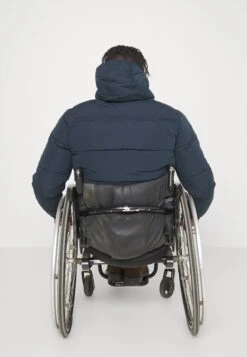 Pier One Chaqueta De Invierno - Dark Blue -Ropa Pier One d27e3132233a4e8ca65de380568ec11a