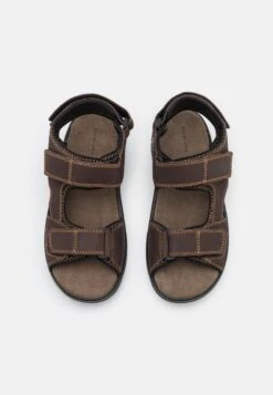 Pier One Sandalias De Senderismo - Brown -Ropa Pier One e1aeea2063774b29a840dff8680d5e1e