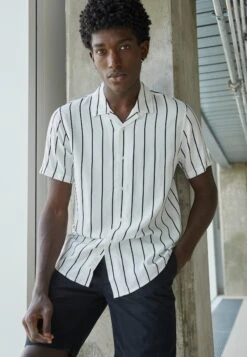 Pier One 2 Pack - Camisa - Black/White -Ropa Pier One e9850c2e54ca4eb6b01614842b047075