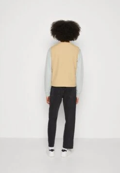 Pier One Chaleco - Tan -Ropa Pier One e9a6176c9ccb486a93469afcd3f1f0b2