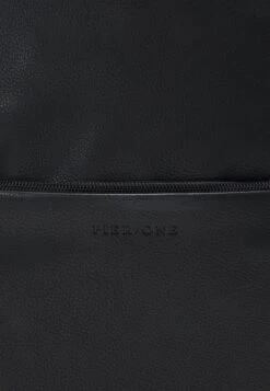 Pier One Unisex - Mochila - Black -Ropa Pier One f0960eab81f74339a2186f97d63569ef